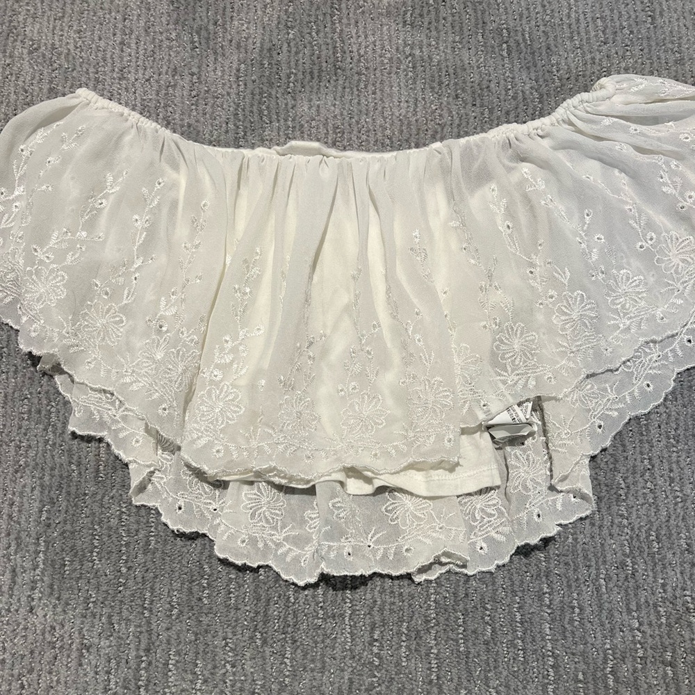 White crop top